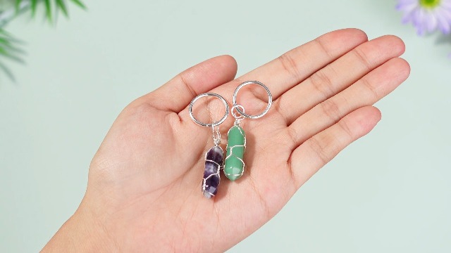 Sureio 5 Pieces Multicolor Crystals Stone Keychain Wire Wrapped